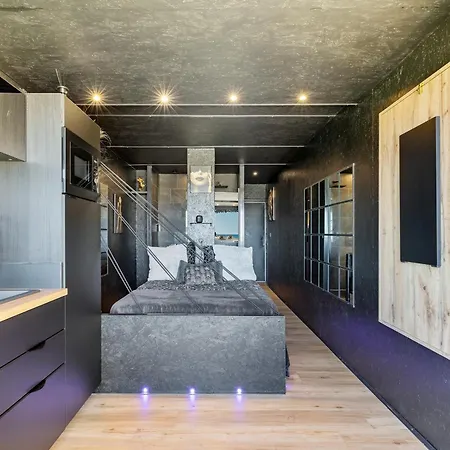 L'ecrin Noir Port Nature Agde