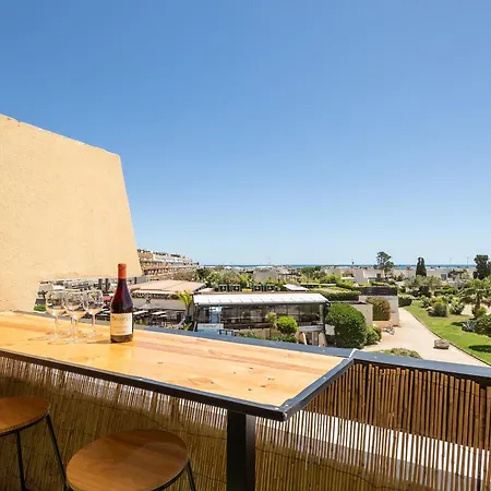 L'ecrin Noir Port Nature Agde