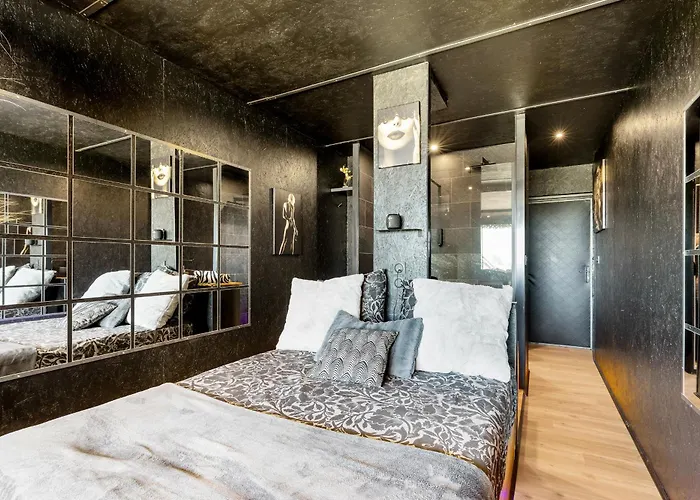 L'ecrin Noir Port Nature Apartman *